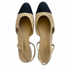 CHANEL Suede Beige and Black Flats